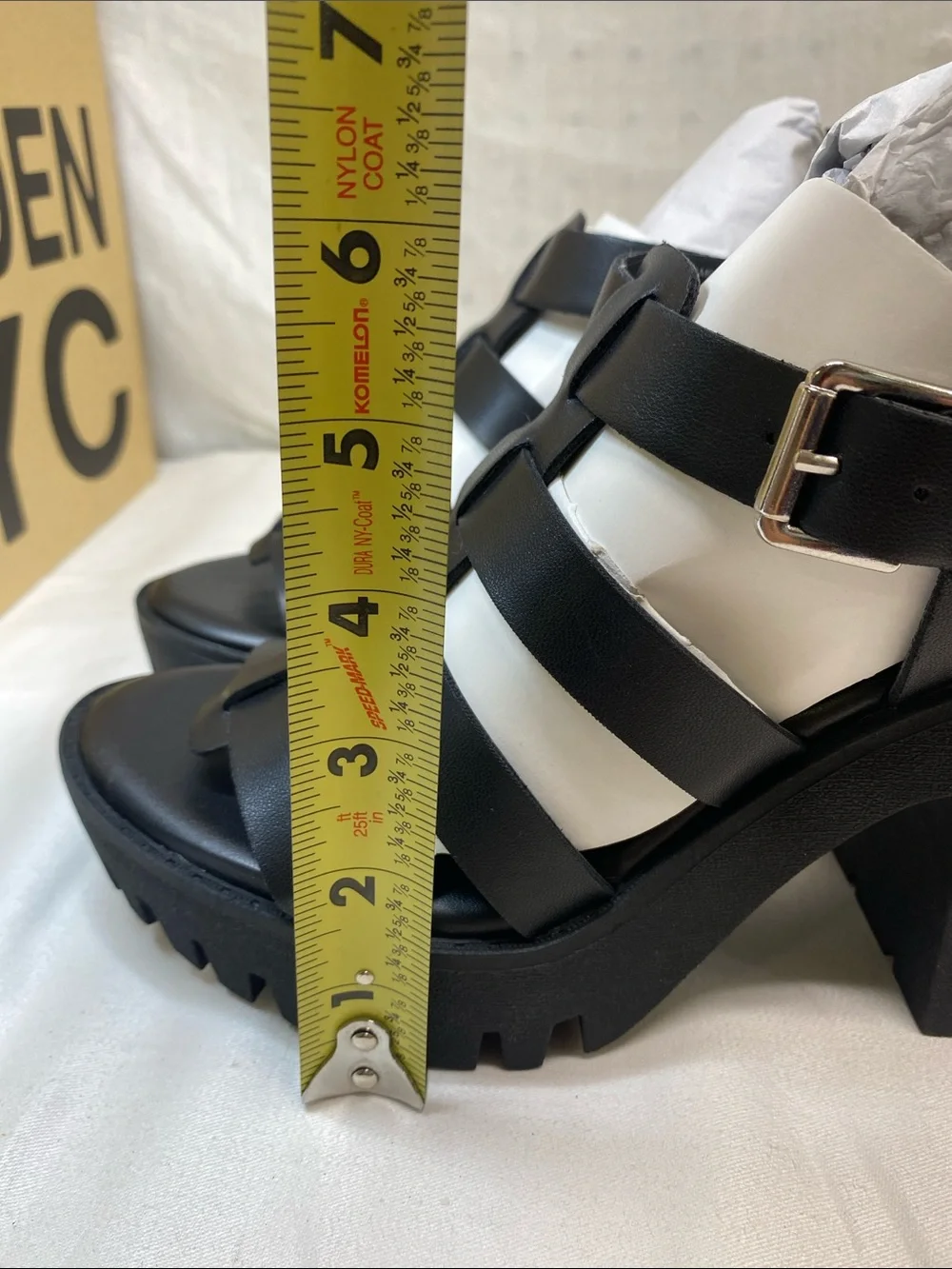 Madden NYC Genesis Fisherman Black Strappy Lug Heel Sandals Size 7